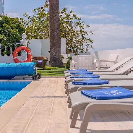 Villa Blanca