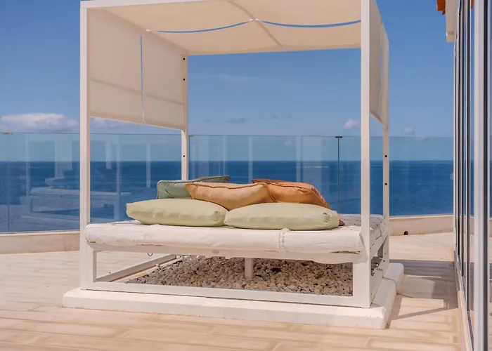 Blanca * Callao Salvaje