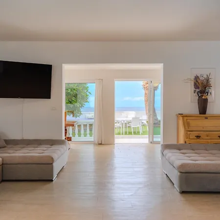 Villa Blanca