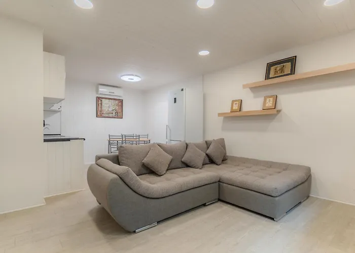 Blanca * קיאו סלבאחה