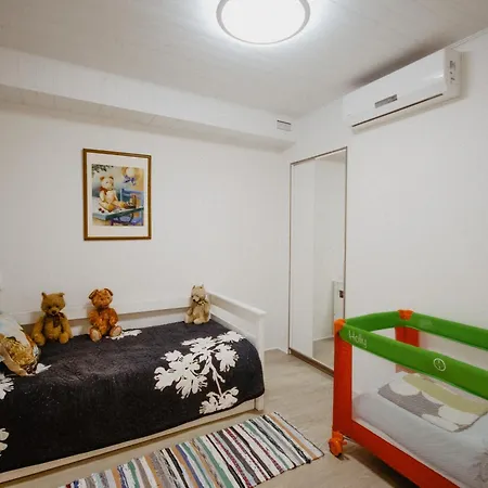 Blanca Villa *