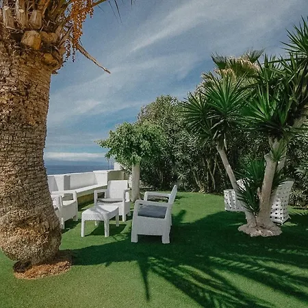 Blanca Villa *
